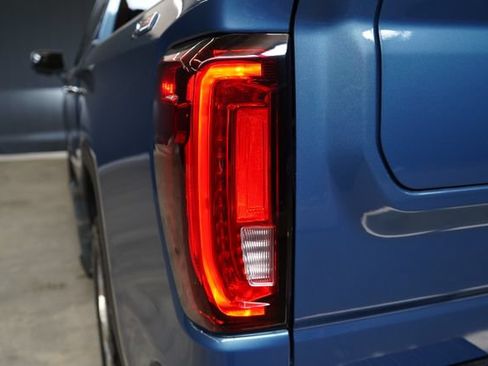 Used 2024 GMC Sierra 1500 SLT w/ SLT Premium Package AWD/4WD image 65