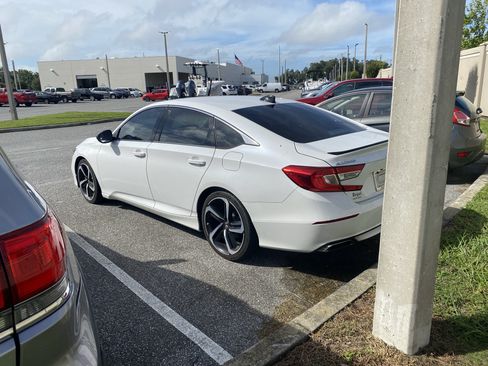 Used 2022 Honda Accord Sport Special Edition image 10