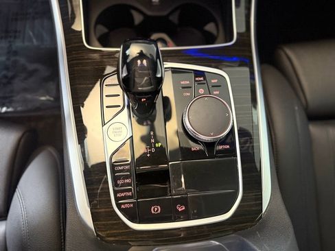 Used 2019 BMW X5 xDrive40i w/ Convenience Package AWD/4WD image 14