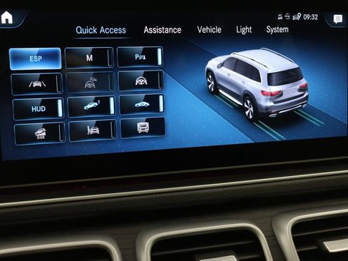 Used 2023 Mercedes-Benz GLS 580 4MATIC image 60