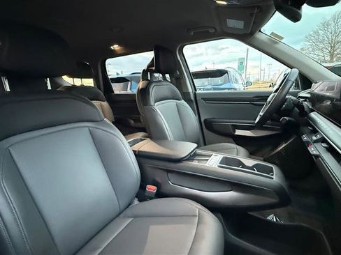 Used 2024 Kia EV9 Light Long Range image 33