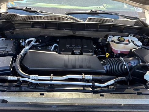 Used 2024 GMC Sierra 1500 Elevation image 10