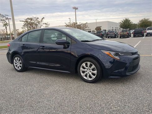 Certified 2023 Toyota Corolla LE image 2