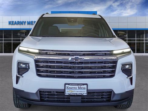 New 2026 Chevrolet Traverse LT w/ LPO, Floor Liner Package image 2