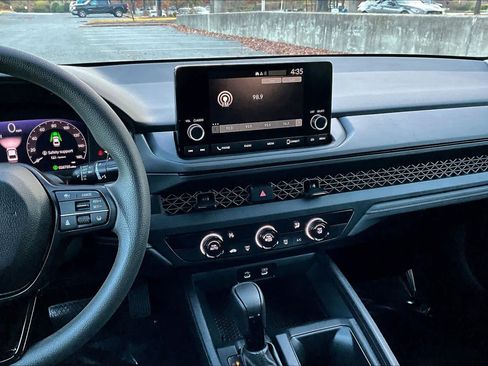 Used 2024 Honda Accord LX image 7