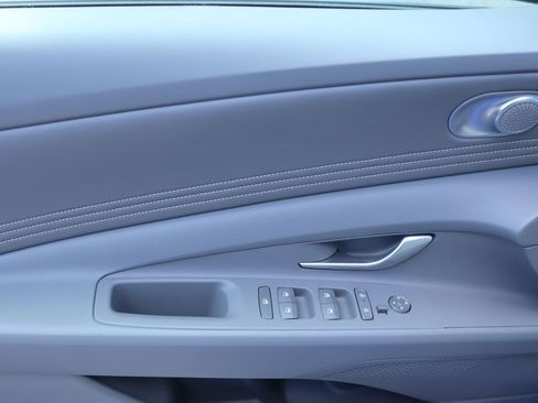 New 2025 Hyundai Elantra Sport image 21