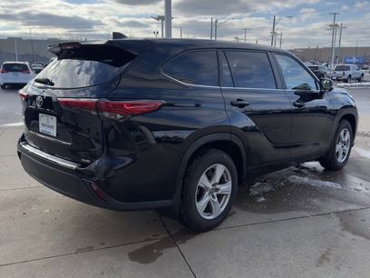 Used 2023 Toyota Highlander L