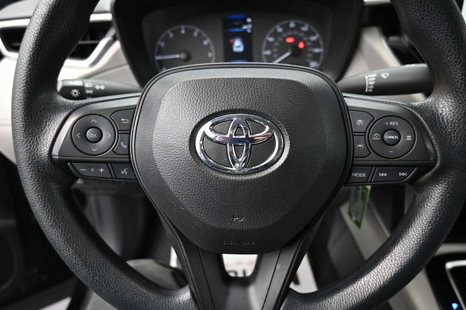 Used 2024 Toyota Corolla Cross L AWD/4WD image 6