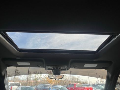 Used 2020 Chevrolet Silverado 1500 High Country w/ Technology Package image 20