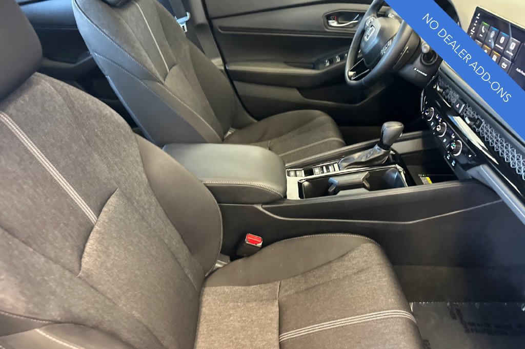 Used 2025 Honda Accord Sport image 16