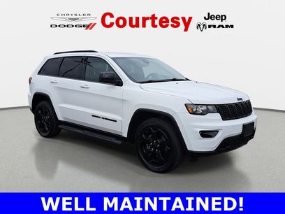 Used 2020 Jeep Grand Cherokee Laredo