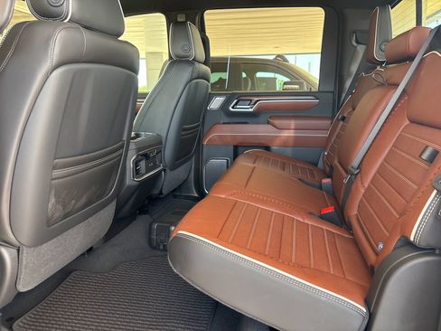 New 2026 GMC Sierra 2500 Denali Ultimate AWD/4WD image 19