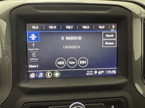 Used 2024 Chevrolet Silverado 1500 Custom image 25