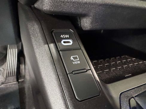 Used 2026 Toyota RAV4 AWD image 40