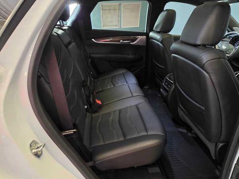 Used 2024 Cadillac XT5 Sportv w/ Platinum Package AWD/4WD image 12