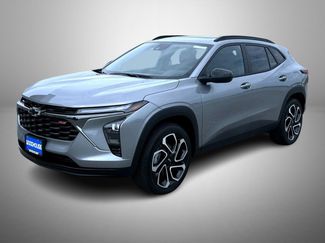 New 2025 Chevrolet Trax RS w/ Sunroof Package video 1