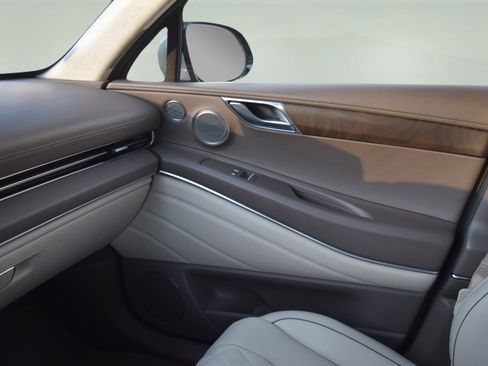 Used 2022 Genesis GV80 3.5T w/ Prestige Package 07 image 18