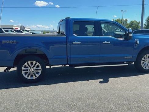 Used 2025 Ford F150 Lariat w/ Equipment Group 502A High AWD/4WD image 9