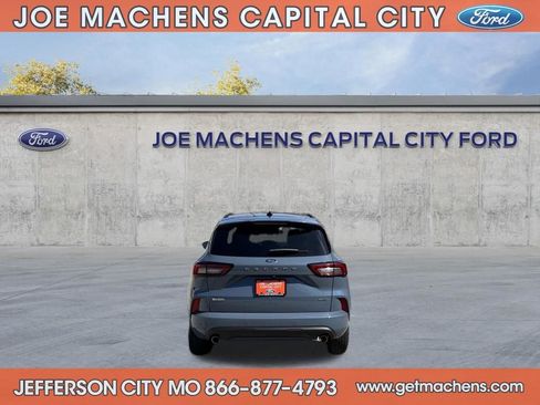 Used 2024 Ford Escape ST-Line w/ Tech Pack #1 image 9