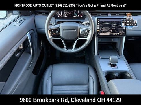 Used 2025 Land Rover Discovery Sport S image 25