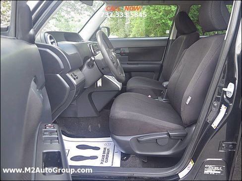 Used 2009 Scion xB image 10