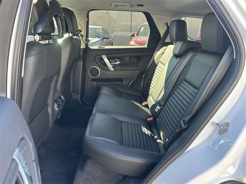 Used 2023 Land Rover Discovery Sport S image 24