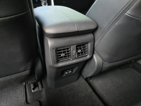 Used 2022 Toyota RAV4 XSE AWD/4WD image 19