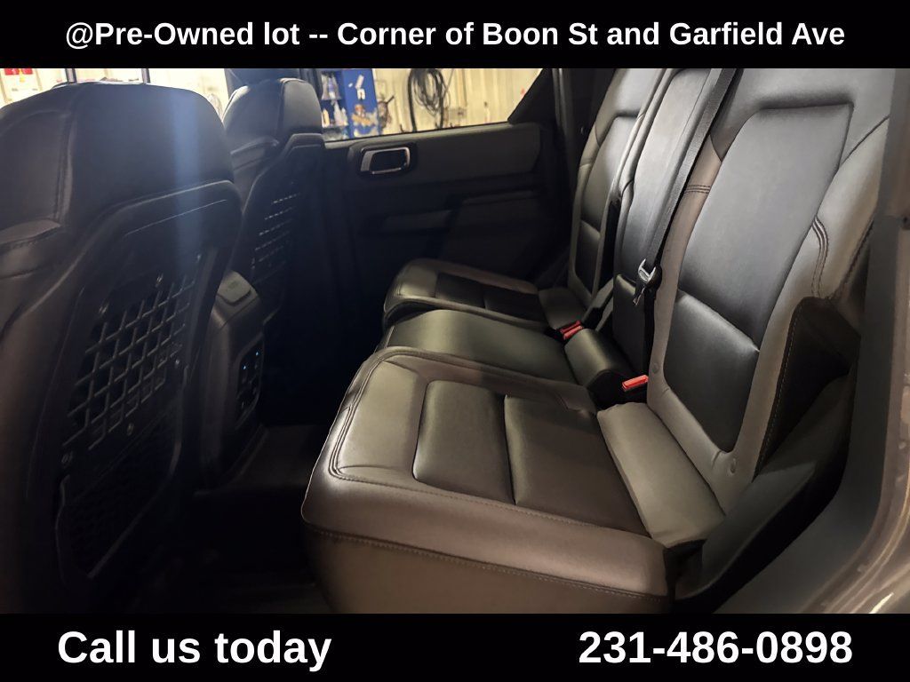 Used 2024 Ford Bronco Black Diamond AWD/4WD image 27