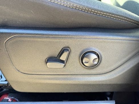 Certified 2022 RAM 1500 Big Horn image 10