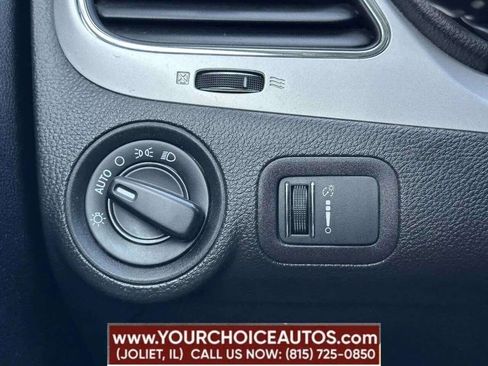 Used 2018 Dodge Journey SE w/ Popular Equipment Group image 18