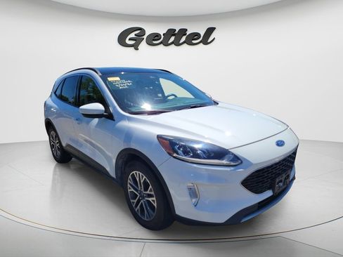 Used 2020 Ford Escape SEL image 3