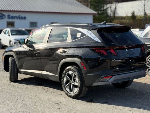 New 2026 Hyundai Tucson SEL image 3