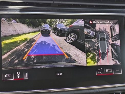 Used 2025 Audi Q7 3.0T Premium Plus image 23