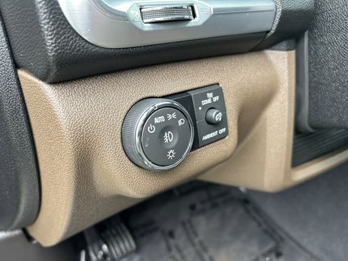 Used 2017 GMC Acadia Limited SLT image 22