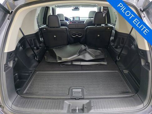 Used 2023 Honda Pilot Elite image 16