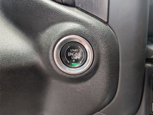 Used 2021 GMC Sierra 1500 AT4 w/ AT4 Value Package AWD/4WD image 19