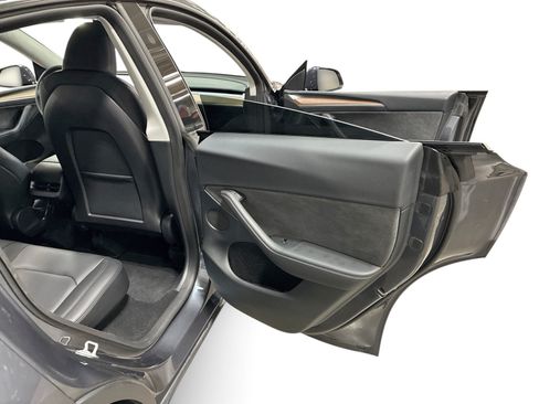Certified 2023 Tesla Model Y Long Range AWD/4WD image 12