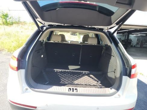 Used 2016 Lincoln MKX Reserve w/ Climate Package AWD/4WD image 10