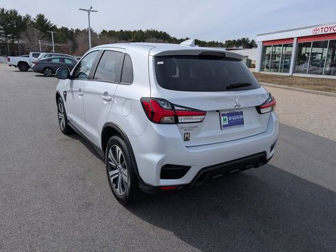 Used 2024 Mitsubishi Outlander Sport ES image 3