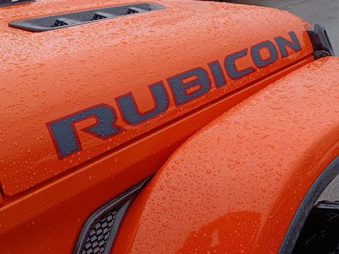 Used 2019 Jeep Wrangler Rubicon w/ Uconnect 4C Nav & Sound Group AWD/4WD image 7