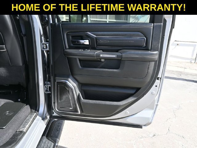 Used 2022 RAM 3500 Limited AWD/4WD image 79