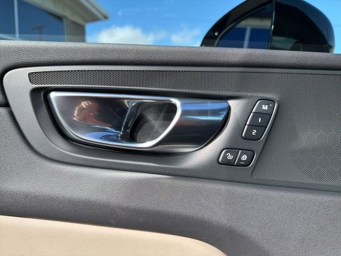 New 2026 Volvo XC60 B5 Core image 63