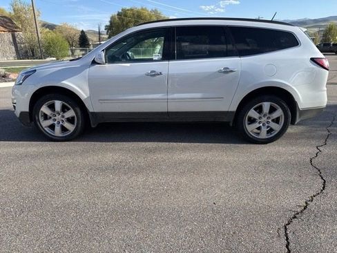 Used 2017 Chevrolet Traverse Premier AWD/4WD image 6