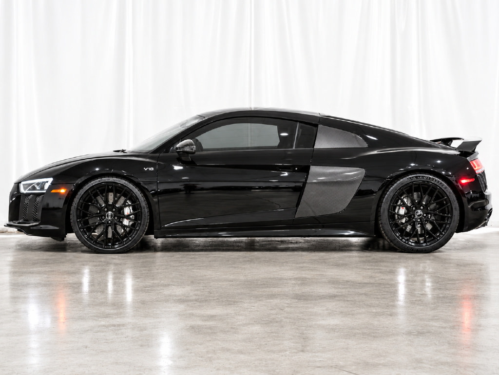Used 2017 Audi R8 V10 plus AWD/4WD image 2