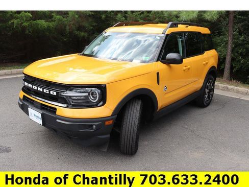 Used 2023 Ford Bronco Sport Outer Banks w/ Tech Package image 3