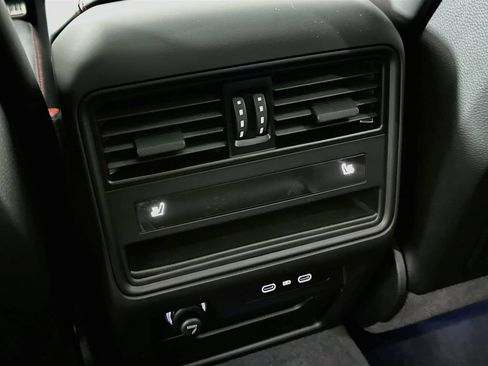 New 2026 Porsche Cayenne GTS AWD/4WD image 27