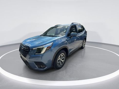 Certified 2022 Subaru Forester Premium w/ Popular Package #1 AWD/4WD image 3