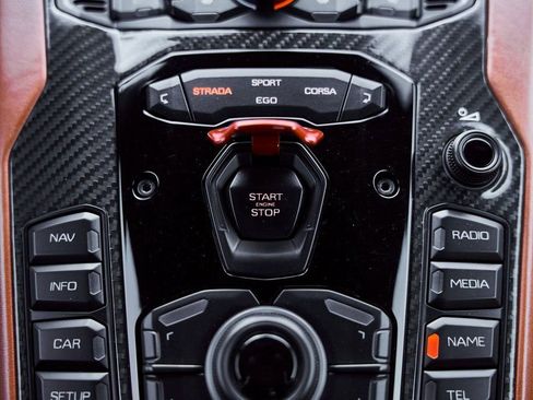 Used 2018 Lamborghini Aventador S AWD/4WD image 69