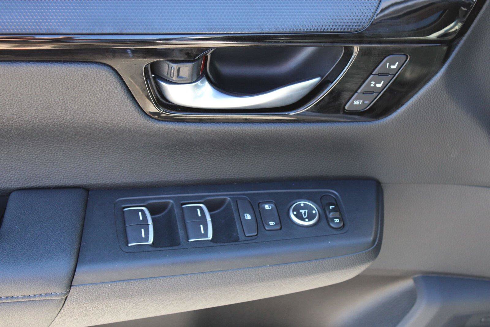 Used 2025 Honda CR-V EX-L image 23