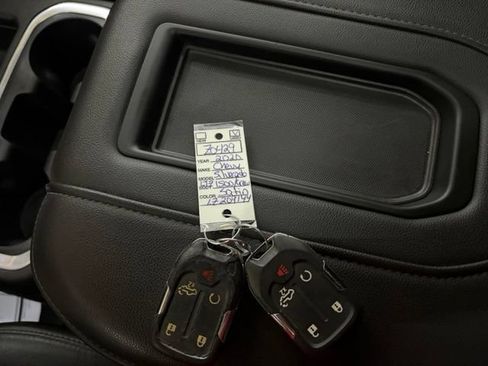 Used 2020 Chevrolet Silverado 1500 LTZ w/ LTZ Premium Package AWD/4WD image 96